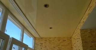 Натяжной потолок на балкон Шелехов, цена 6335 руб.